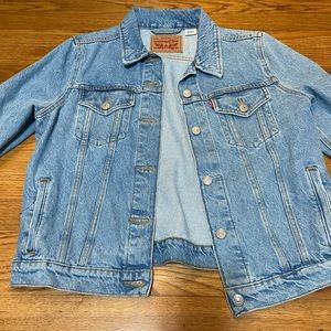 Levi’s denim jacket